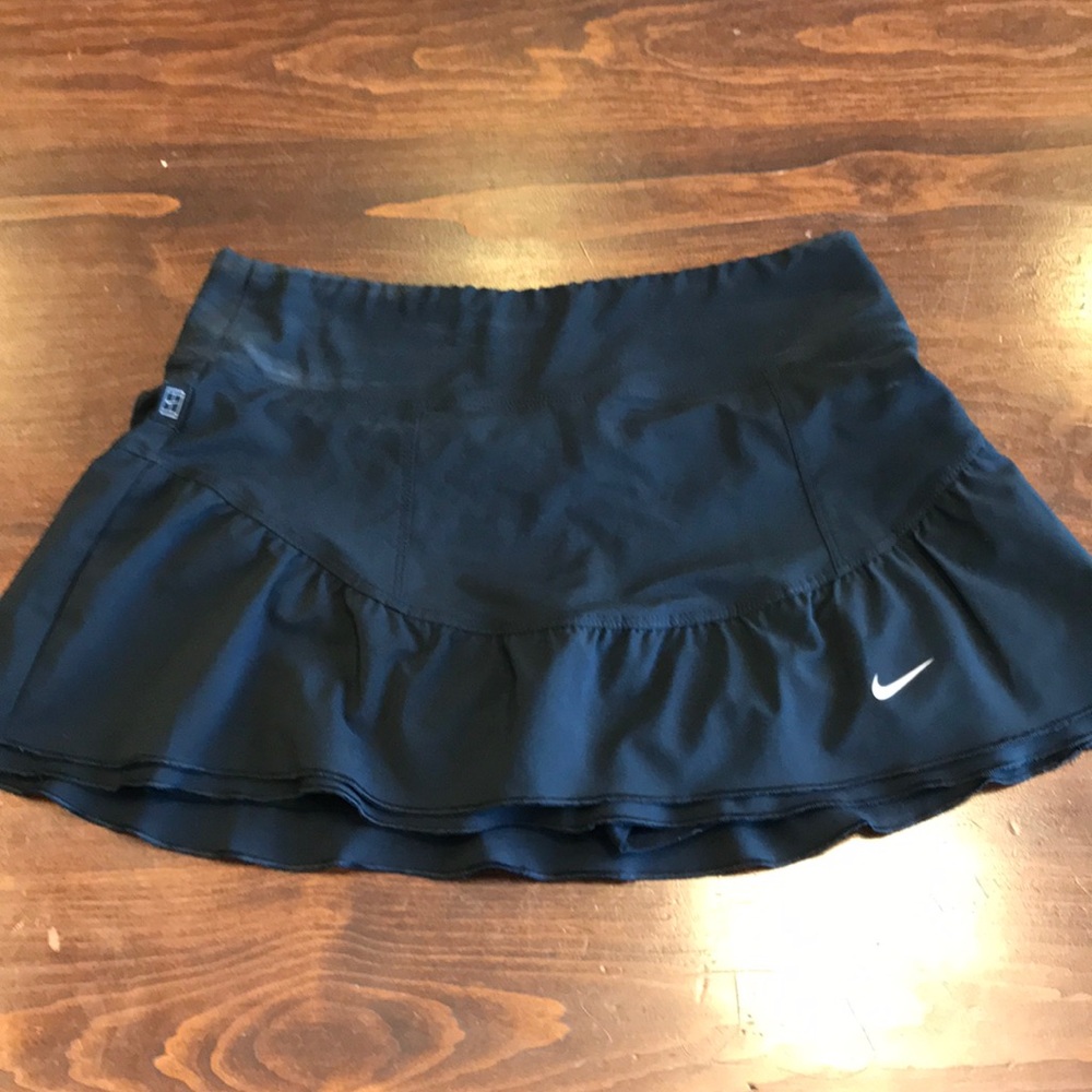 NIKE TENNIS SKIRT